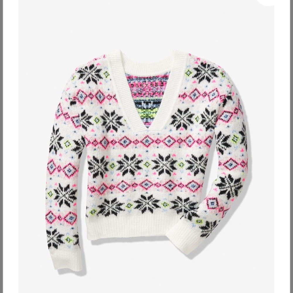 Reversible v neck heritage sweater by pink